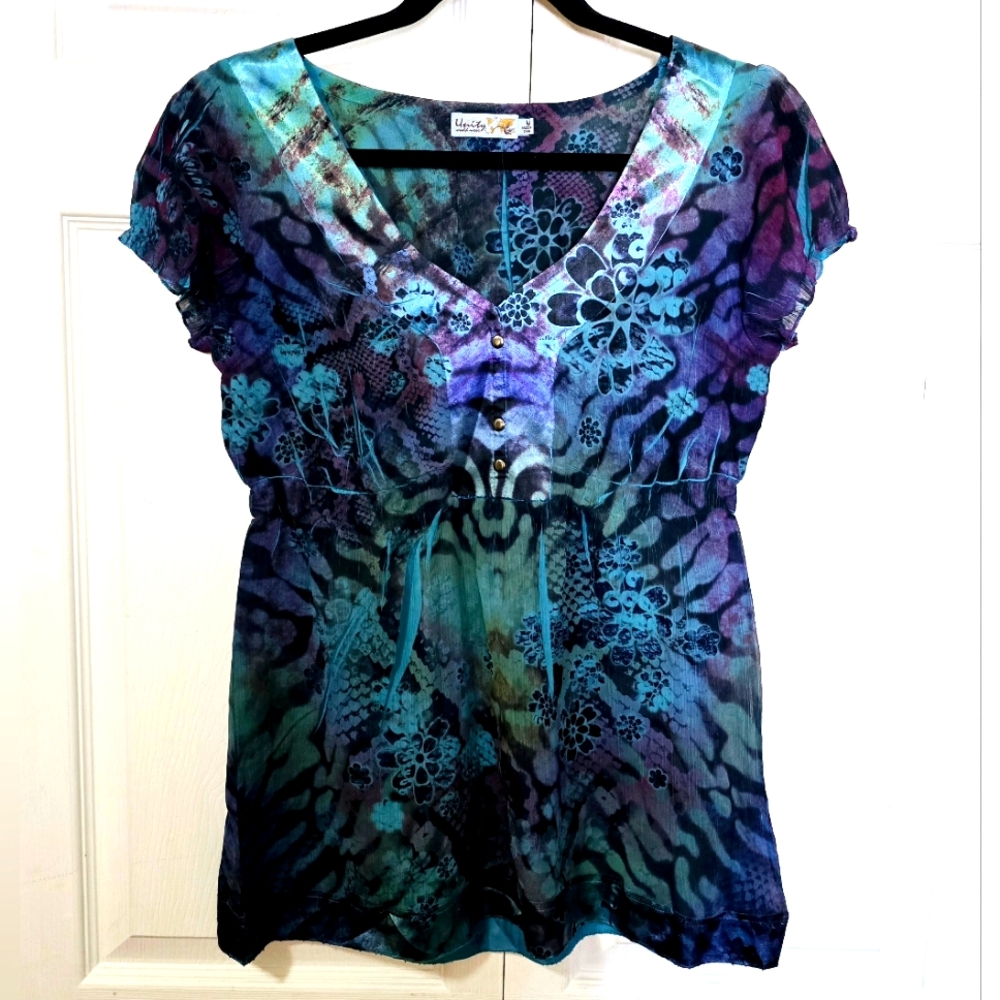 UNITY WORLD Women's Size Medium Multi-Color V-neck Ruffled Short Sleeve Tunic